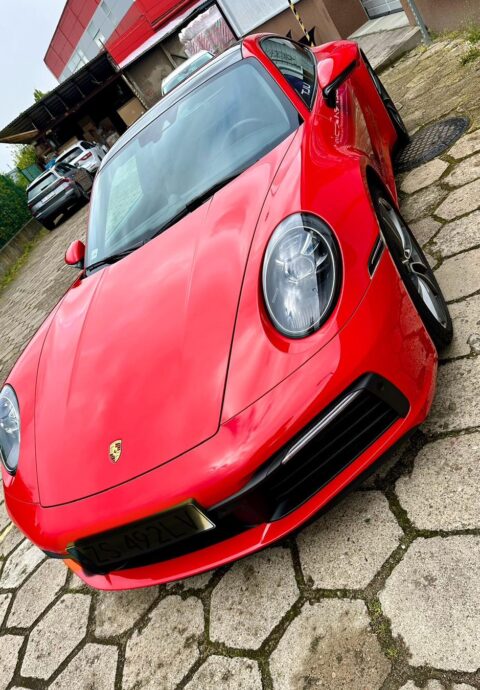 Porsche 911 Carrera 4s